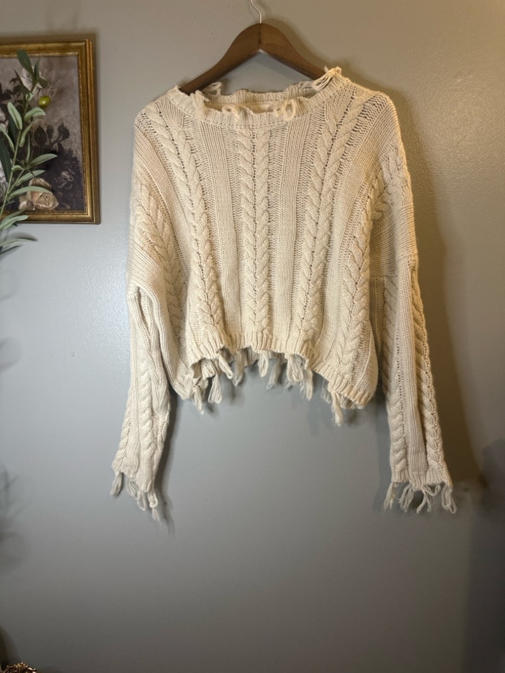 Altar’d State Distressed Cable Knit Cropped Sweater Boho Cream M - Picture 2 of 7